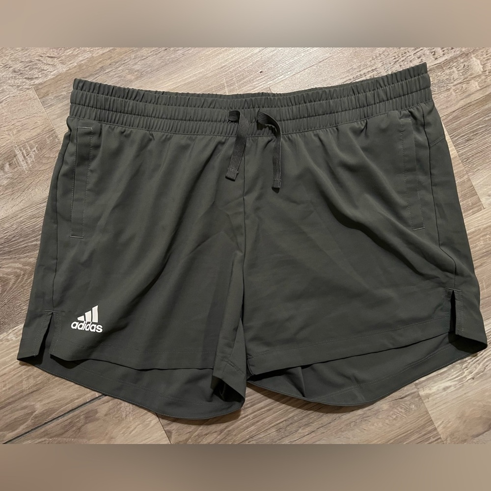 Men’s Adidas Athletic Running Shorts Size XL NWOT